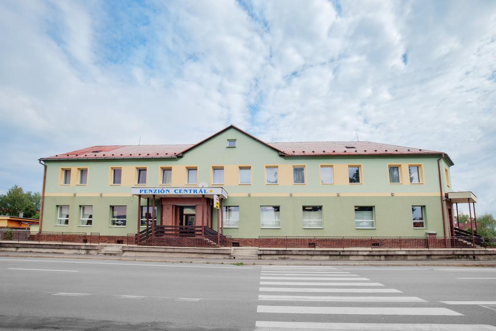 Penzion Central Zwoleń Zewnętrze zdjęcie