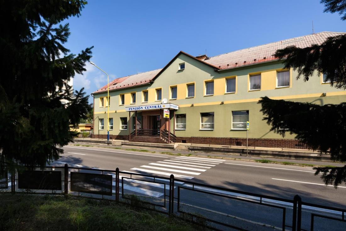 Penzion Central Zwoleń Zewnętrze zdjęcie